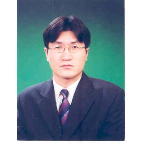 백진석